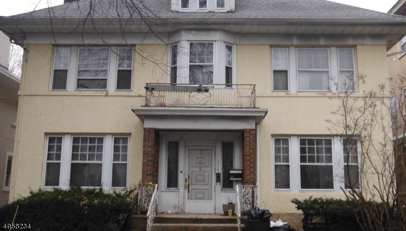 434 Parker St - Photo 1
