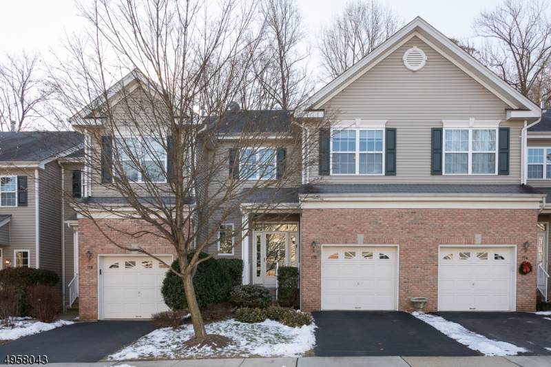 116 Hoover Ave - Photo 1