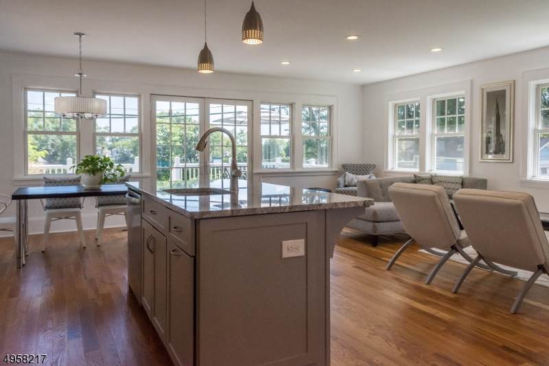7 Highland Ave - Photo 1