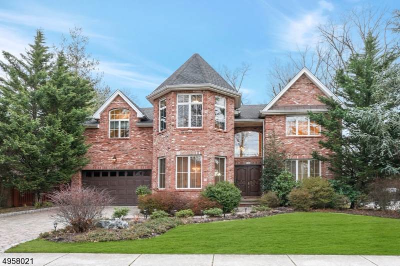 1122 Briar Way - Photo 1