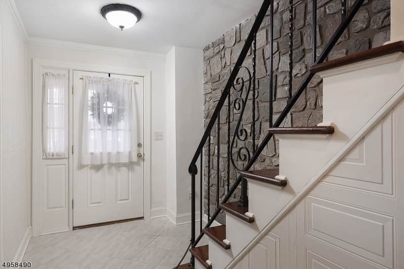 131 Durham Ave - Photo 1
