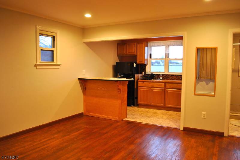 207 Wootton Street Apt A - Photo 1