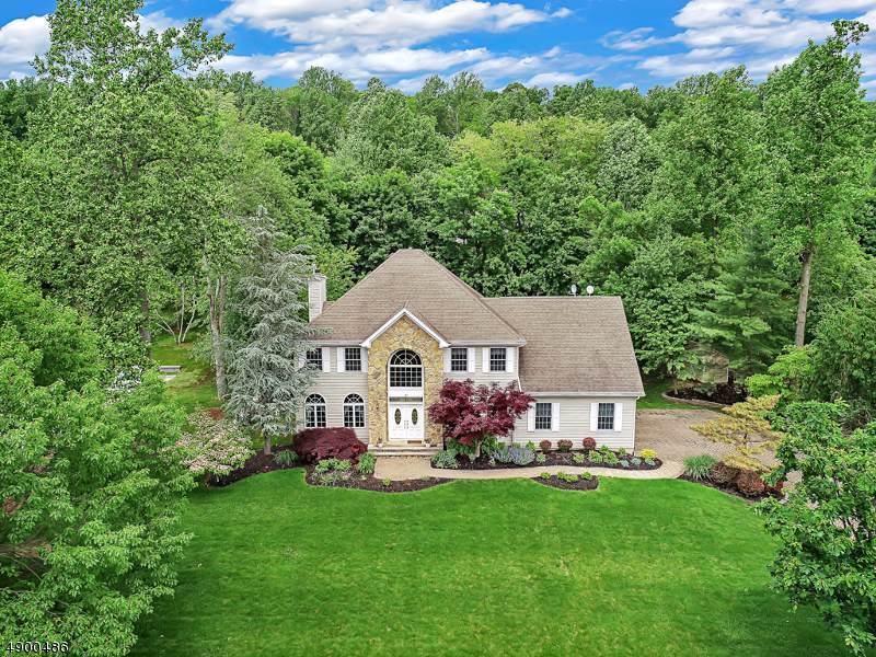 32 Cedar Hollow Dr - Photo 1