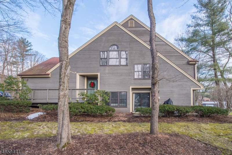 2 Black Walnut Ln - Photo 1