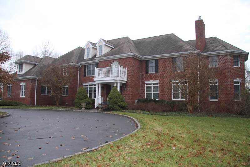 41 Planters Row - Photo 1
