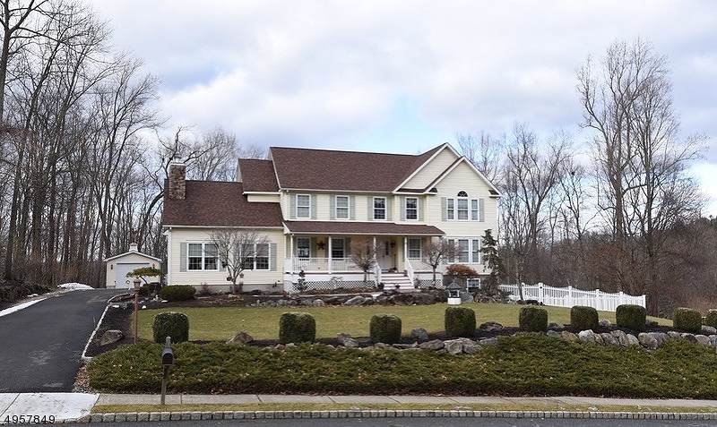 2 Eagles Nest Rd - Photo 1