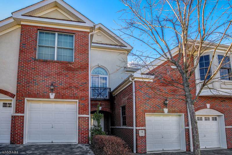 19 Cedar Gate Dr - Photo 1