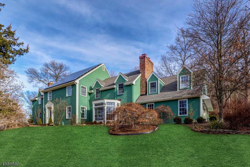 23 Roundtop Rd - Photo 1