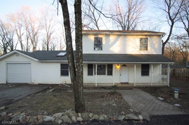 122 E Lakeside Dr - Photo 1