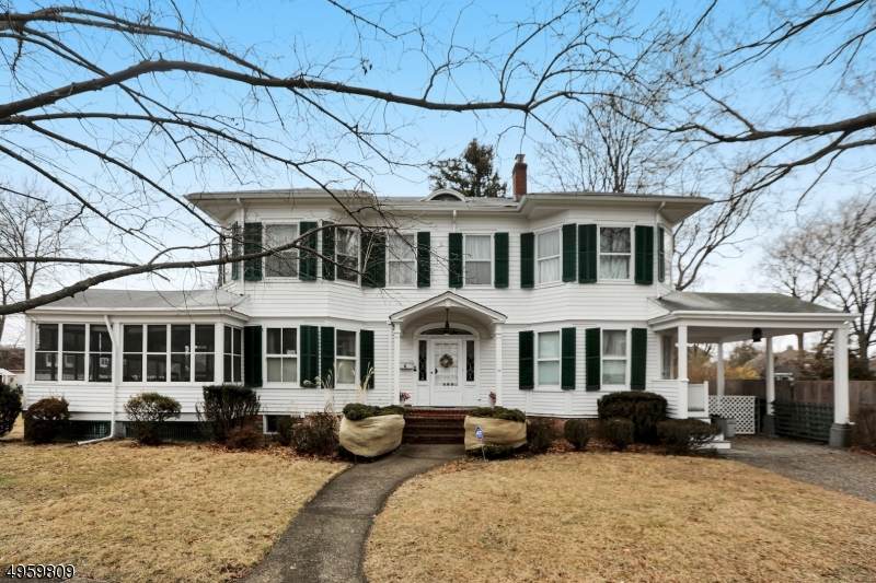 33 Bartholf Ave - Photo 1