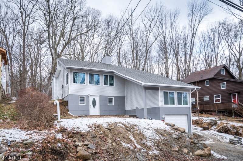91 Lakeside Dr - Photo 1 91 Lakeside Dr - Photo 1
