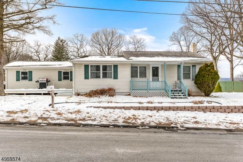 85 Mansel Dr - Photo 1