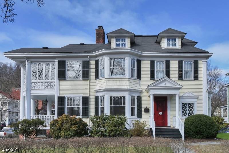 19 Wetmore Ave - Photo 1