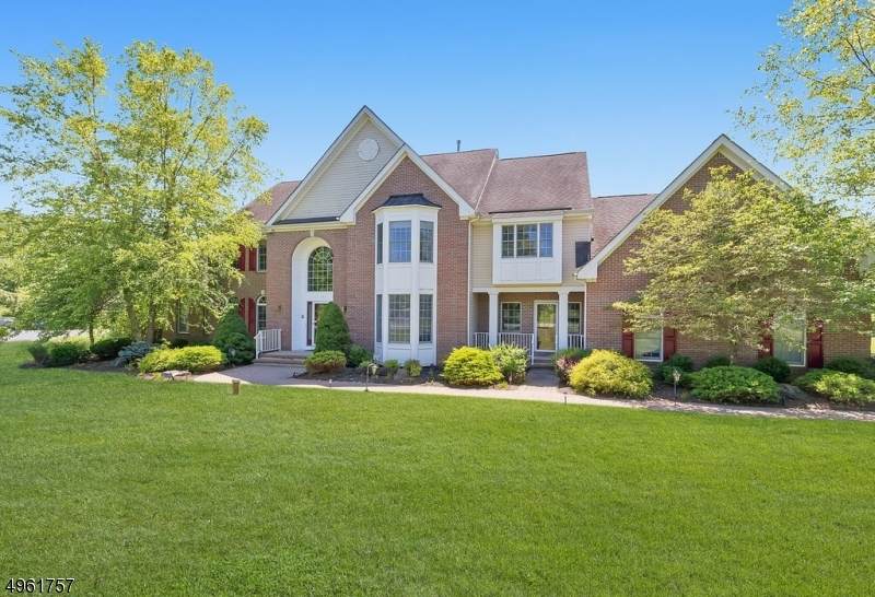 19 Windy Heights Road - Photo 1