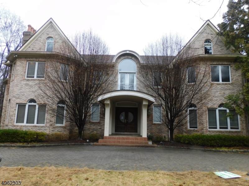 6 Country Squire Rd - Photo 1