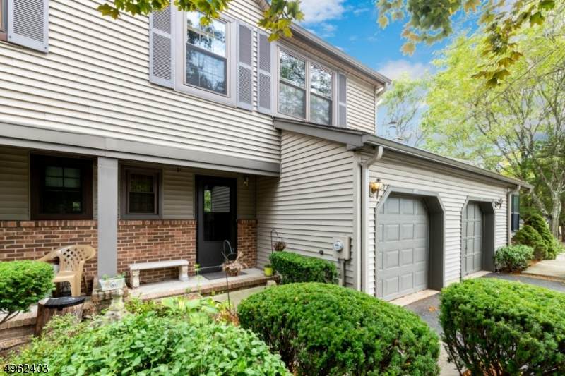 102 Marten Rd - Photo 1