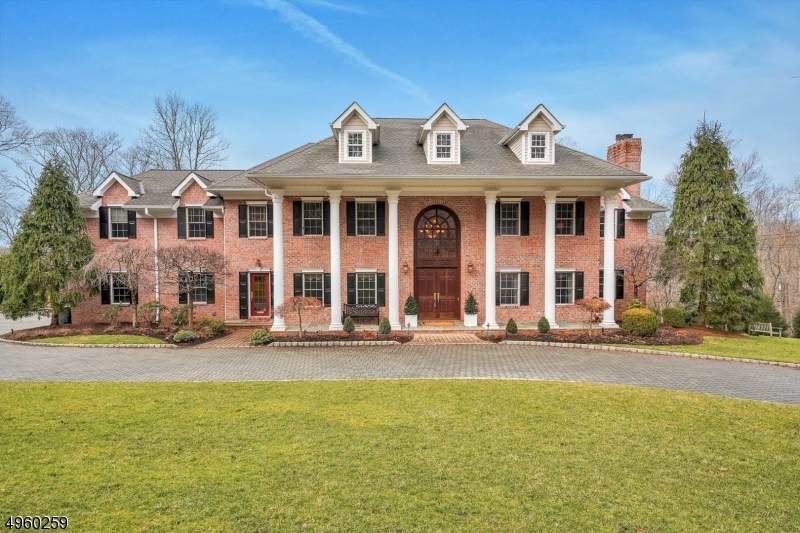 155 Valley Drive - Photo 1