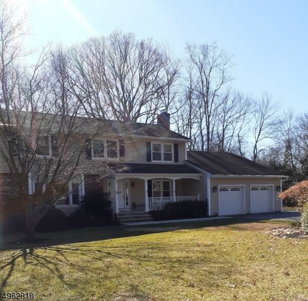 835 Loretta Dr - Photo 1