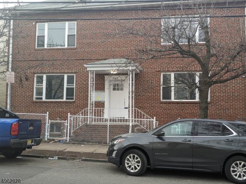 704 N 6Th St - Photo 1