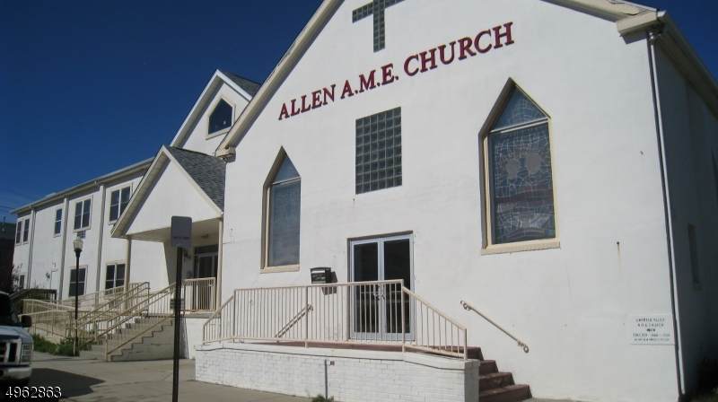 1717 Bishop Richard Allen Ave - Photo 1