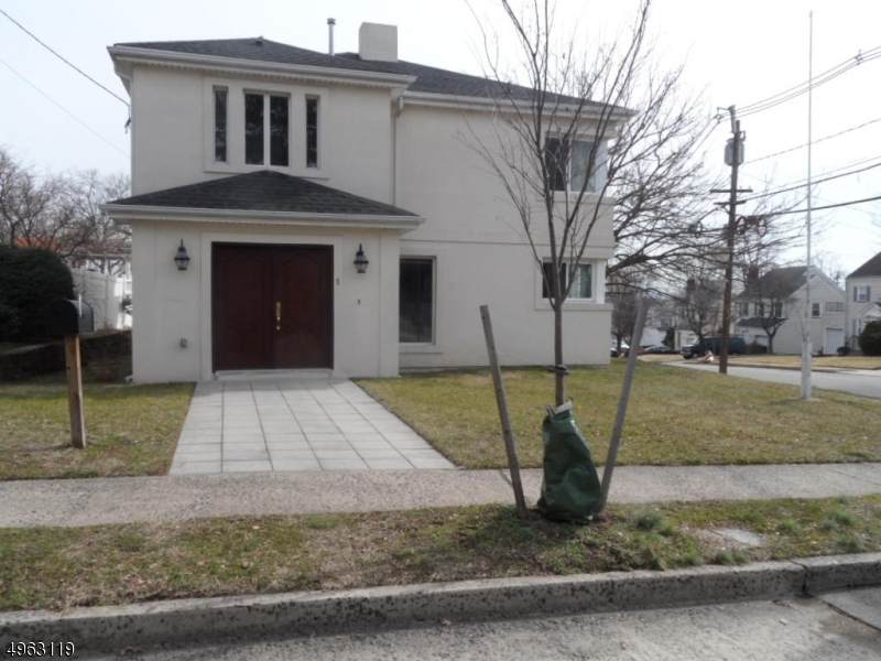1 Highfield Ln - Photo 1