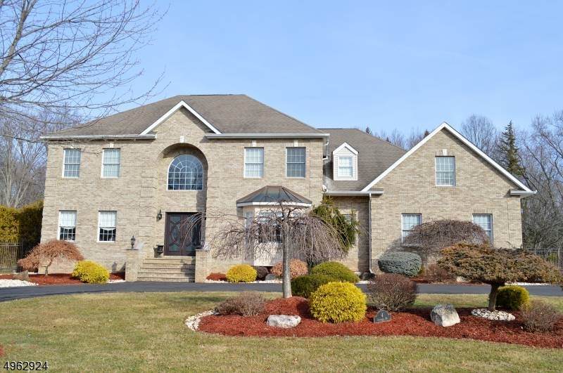 4 Sunrise Dr - Photo 1
