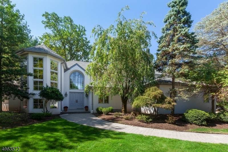 55 E Hamilton Dr - Photo 1