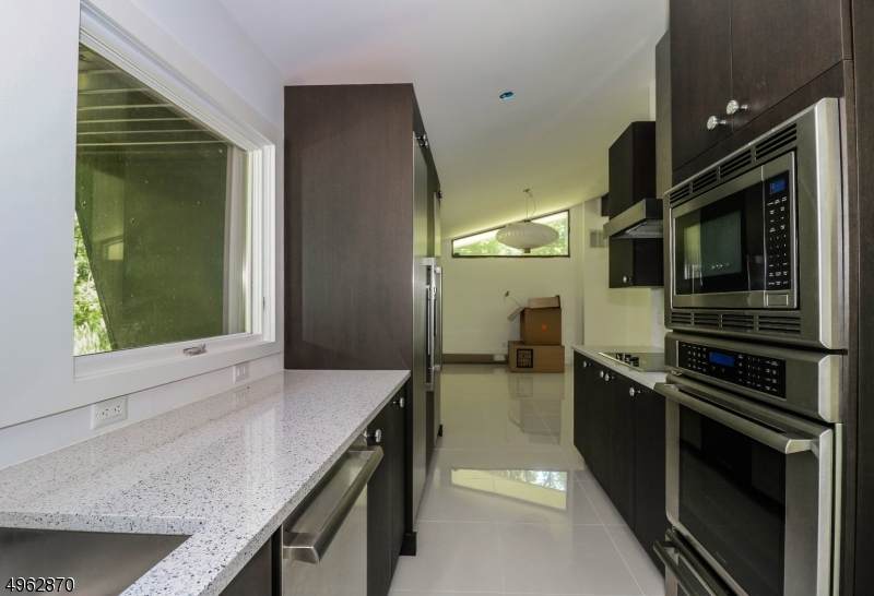 23 Mountain Rd - Photo 1