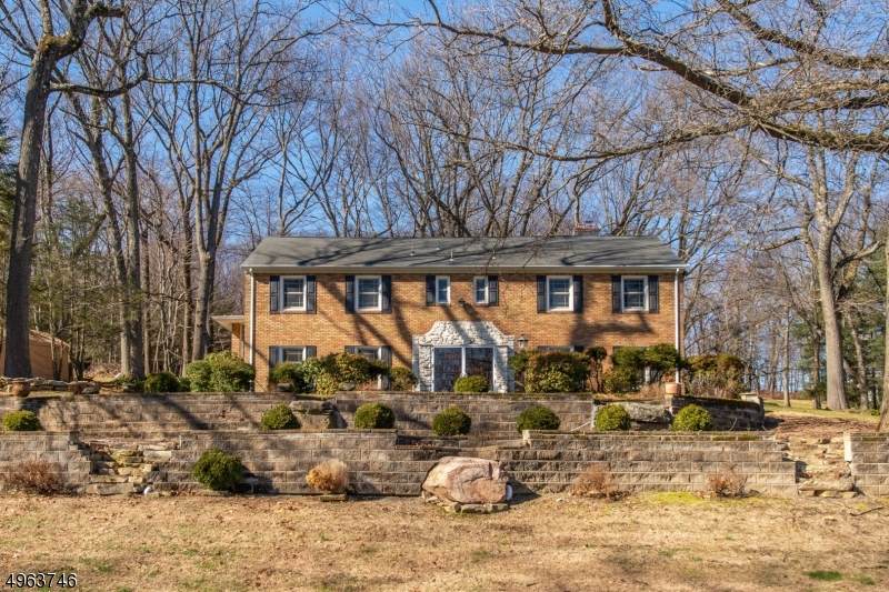 39 Lord Stirling Dr - Photo 1