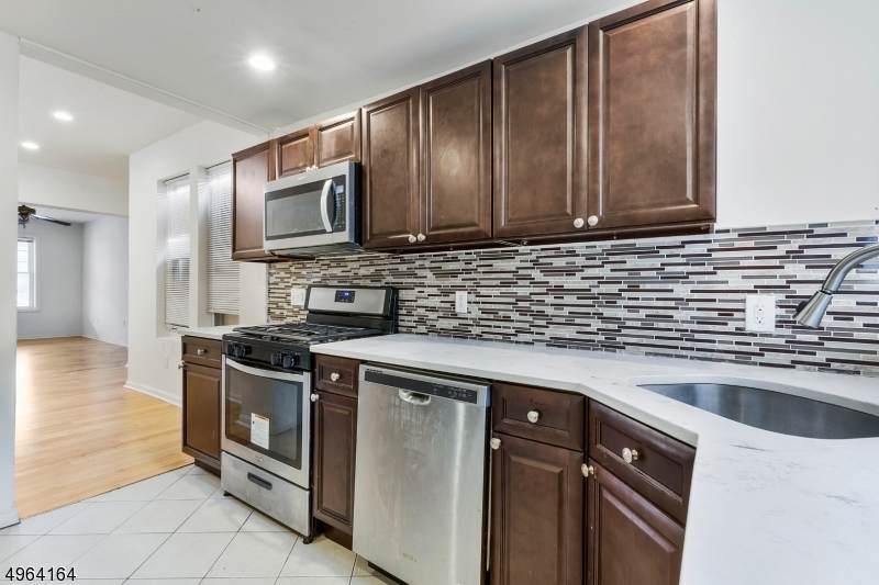 127 S 11Th St - Photo 1
