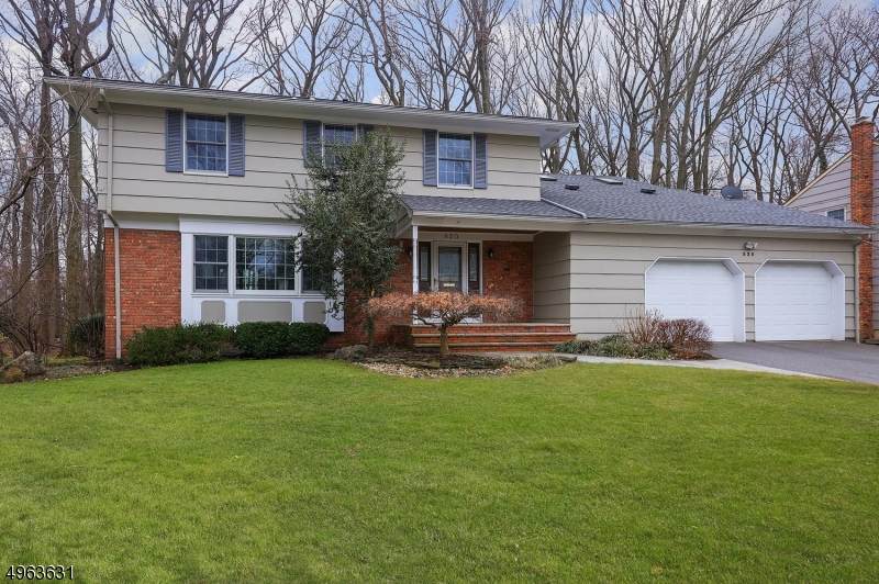 820 Cranford Ave - Photo 1
