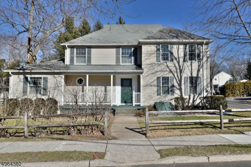96 Mallinson St - Photo 1