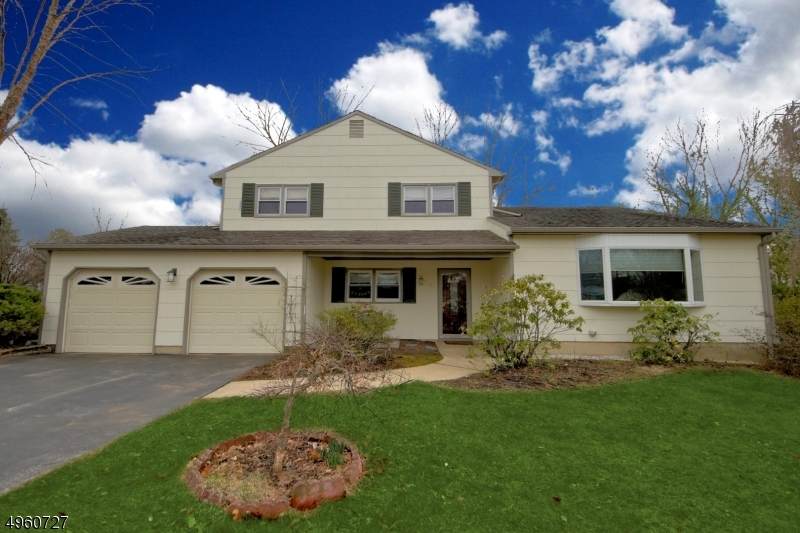 54 E Brook Dr - Photo 1