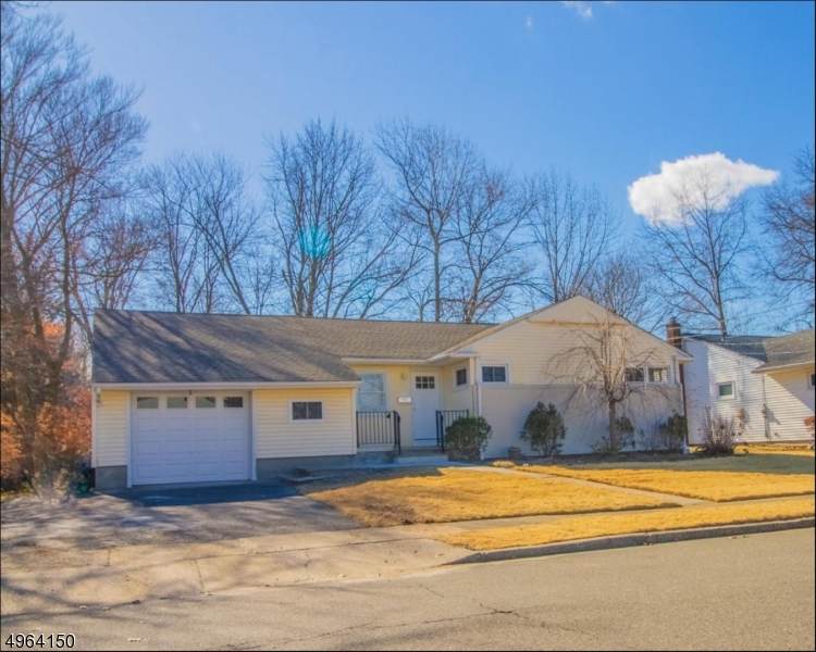 215 Park Ave - Photo 1