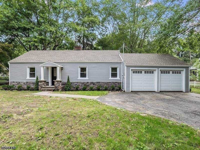 5 Maple Ave - Photo 1