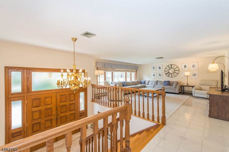 26 Nye Ave - Photo 1