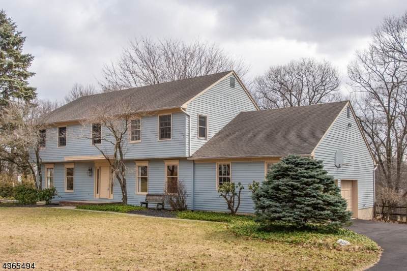 32 Copeland Rd - Photo 1