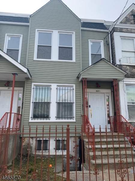 621 Bramhall Ave - Photo 1