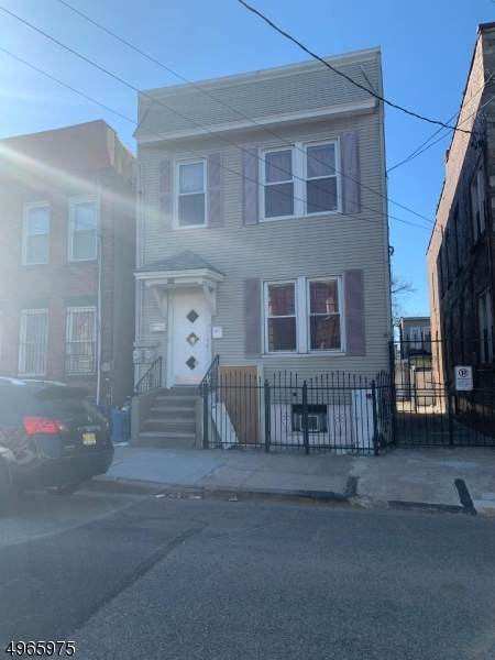 556 N 9Th St - Photo 1