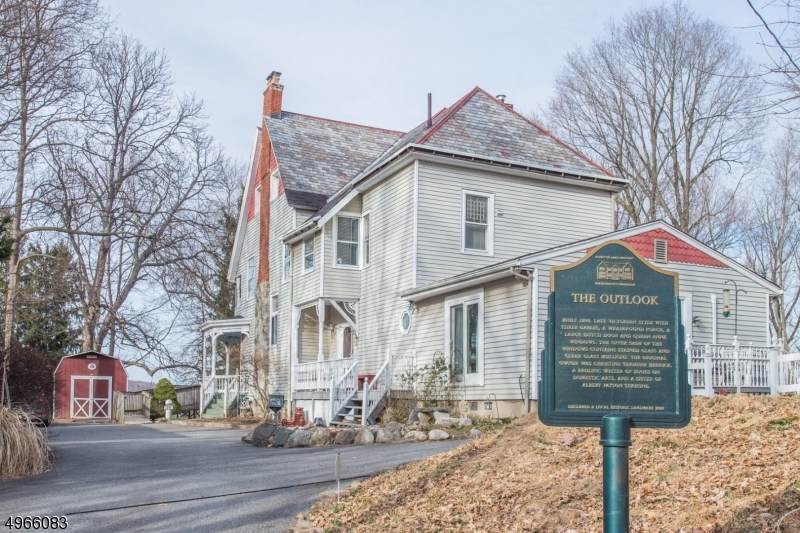 233 Bartholf Ave - Photo 1
