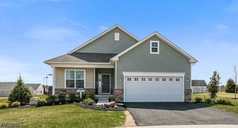 8 Carlton Ct - Photo 1