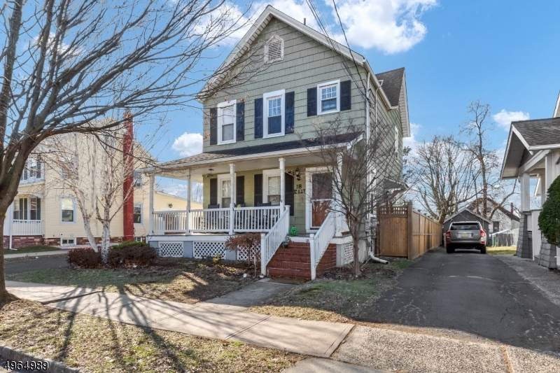 18 E High St - Photo 1