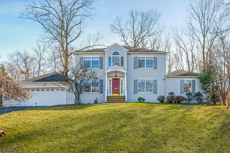 155 Hillcrest Avenue - Photo 1