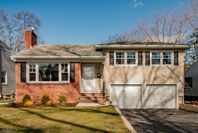 535 Willow Ave - Photo 1