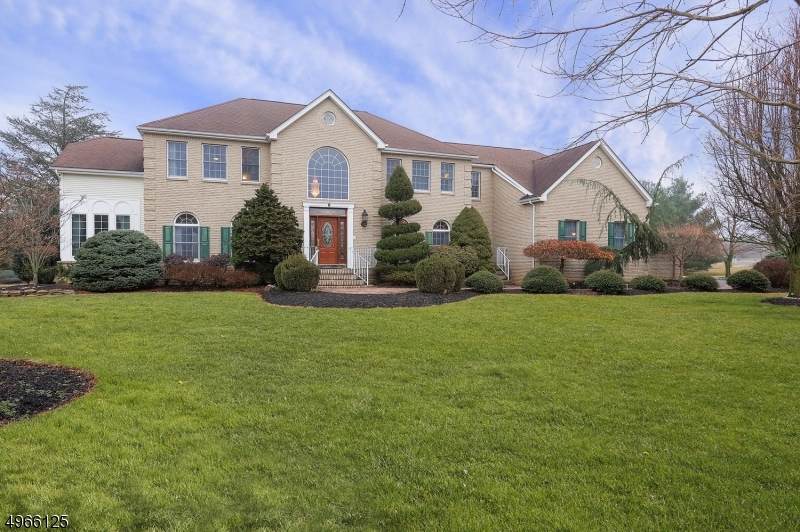 8 Steeple Dr - Photo 1 8 Steeple Dr - Photo 1