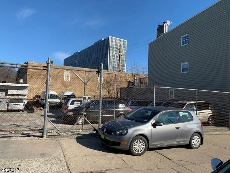 291 Orange St - Photo 1