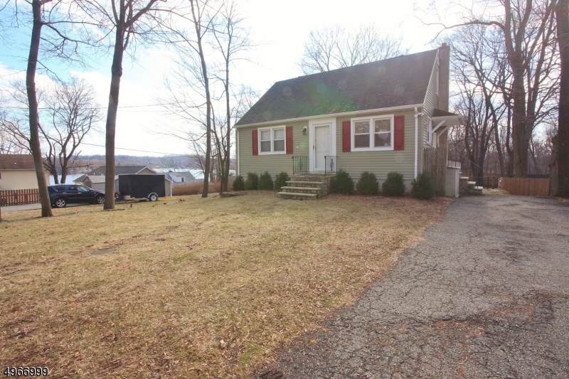 8 Stone Ave - Photo 1