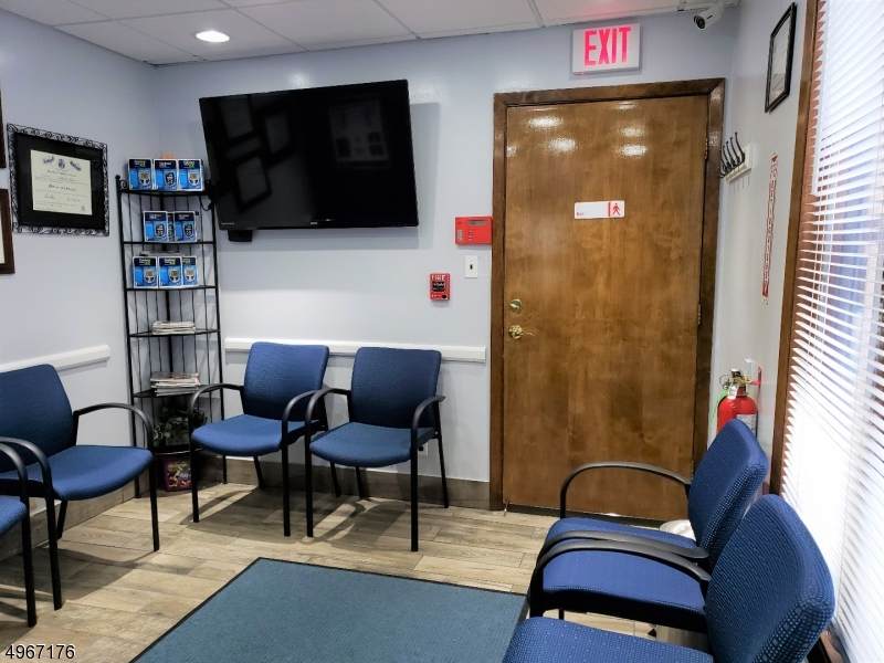 Brier Hill Ct - Photo 1