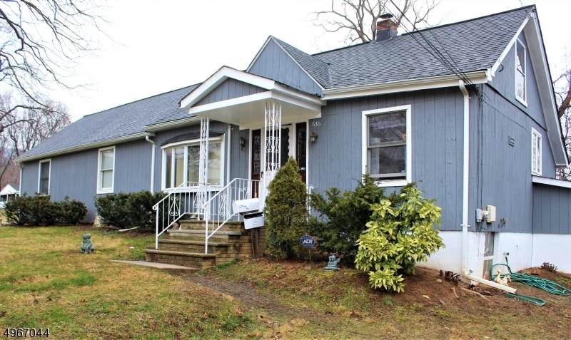 636 Vosseller Ave - Photo 1