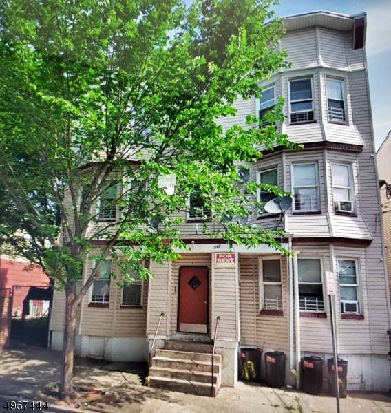 317 W Runyon St - Photo 1